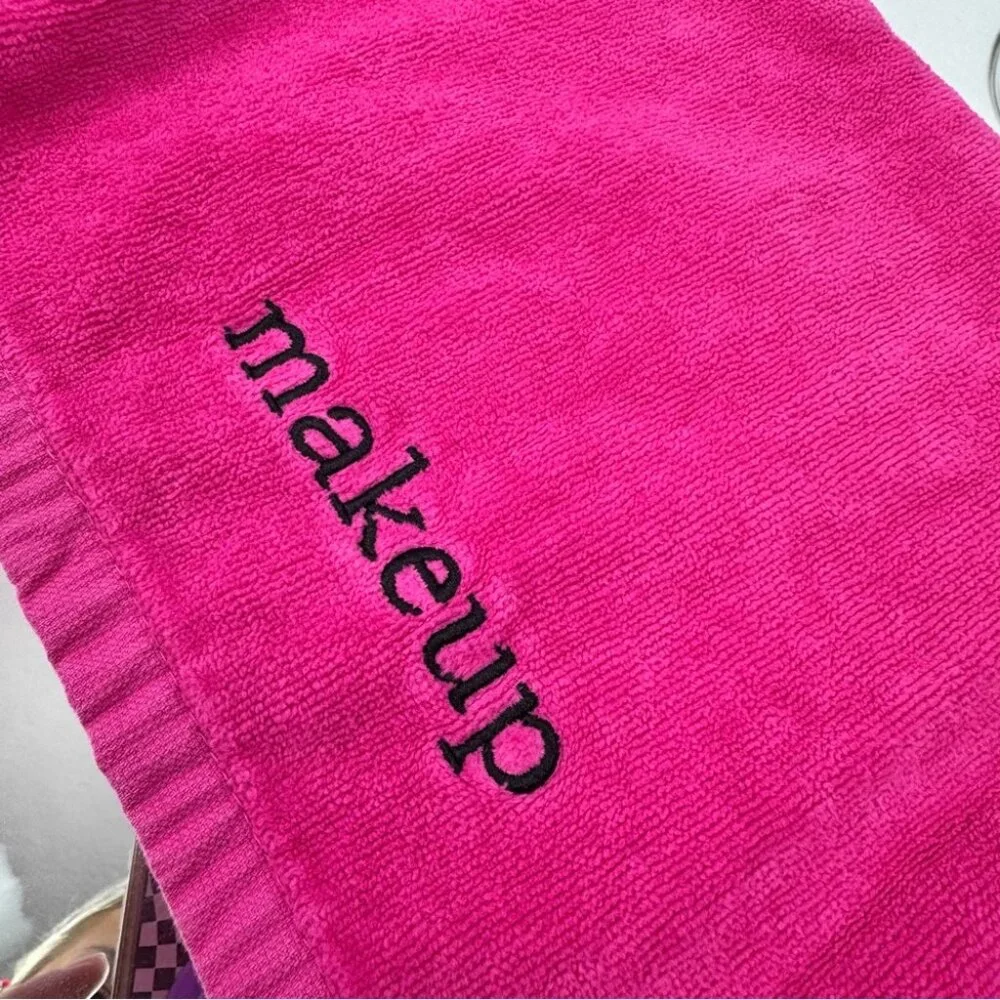 Queenwest Set of 4 towels makeup embroidery Vibrant Pink Makeup Towels pink bath